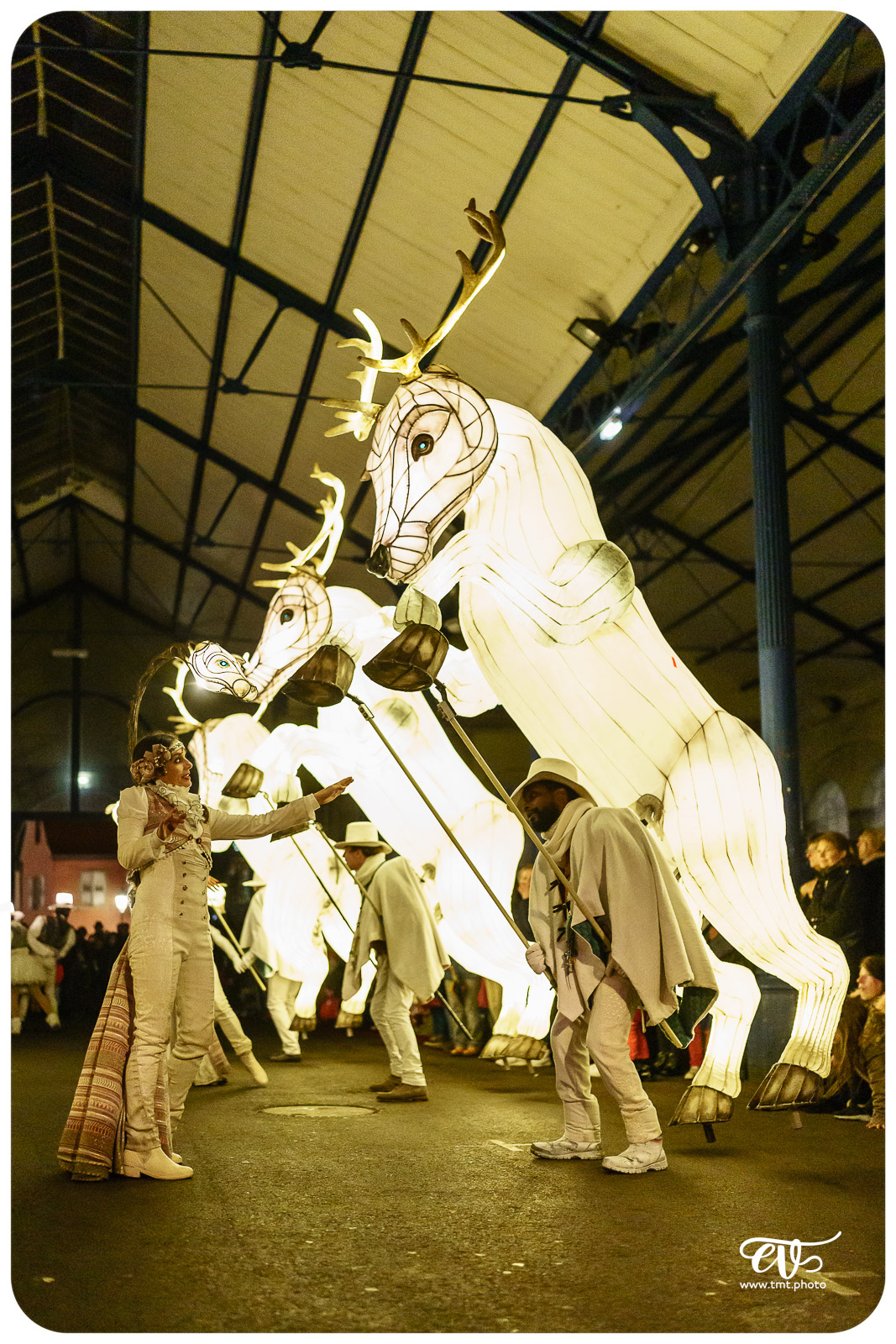 PARADE AMOUREUSE (CIE REMUE MENAGE)